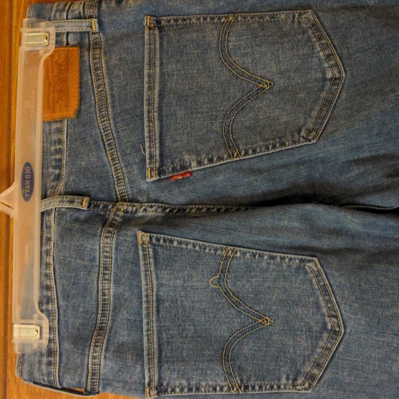 Levi's Mile High Super Skinny Jeans - Picture 5 of 6